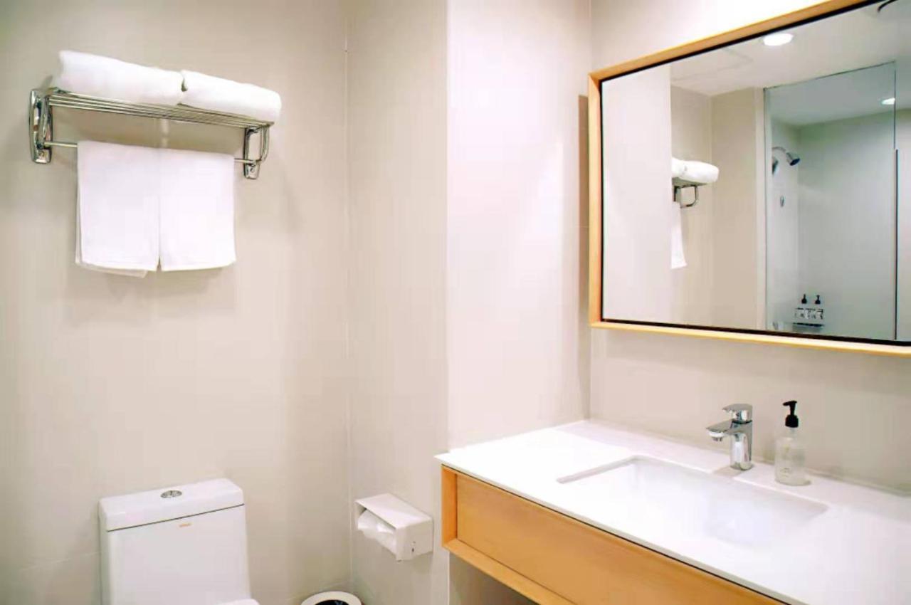 Ji Hotel Shanghai Buitenkant foto
